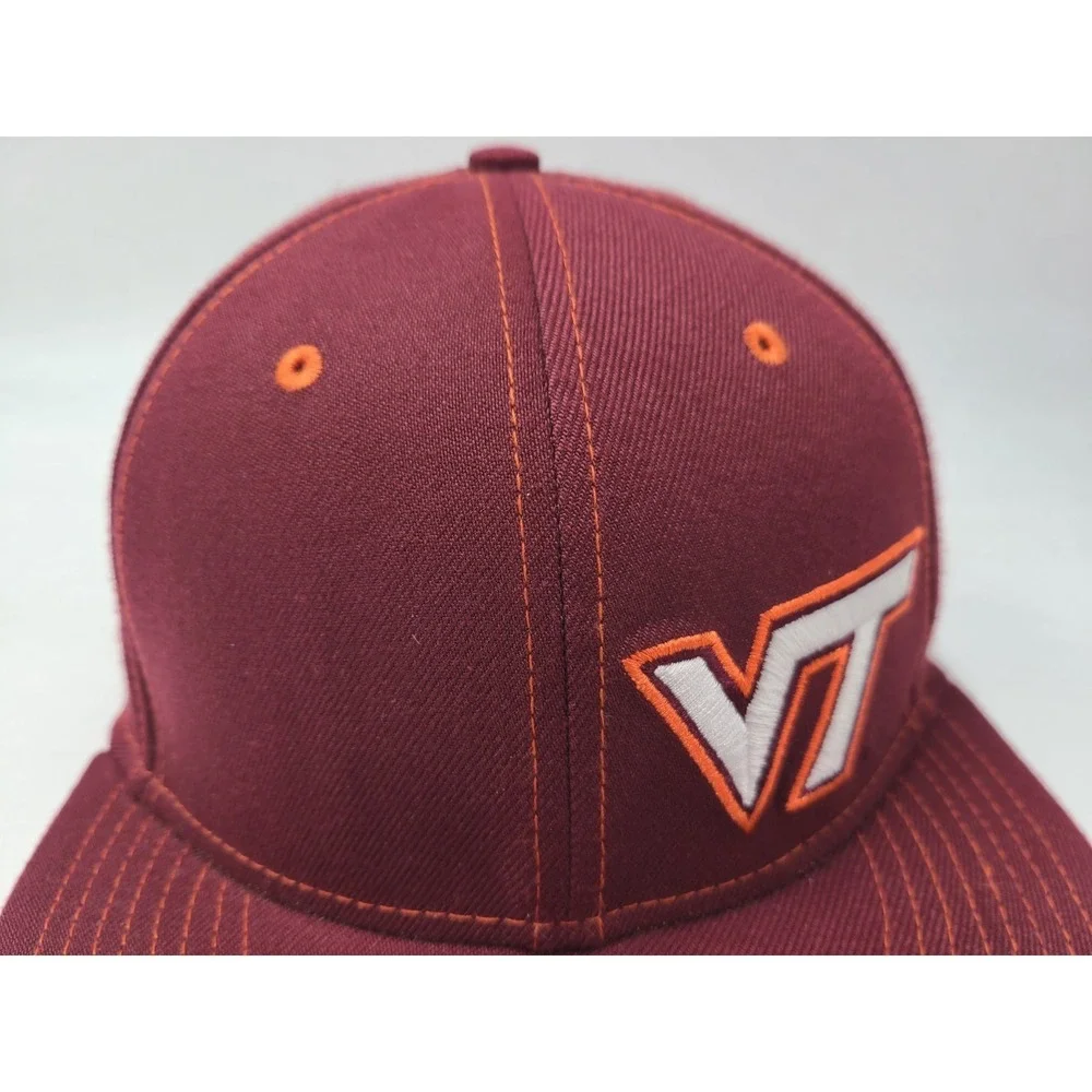 Virginia Tech Hokies Nike True Dri-Fit Flex Fitted S-M Hat Cap Men NCAA Maroon‎
